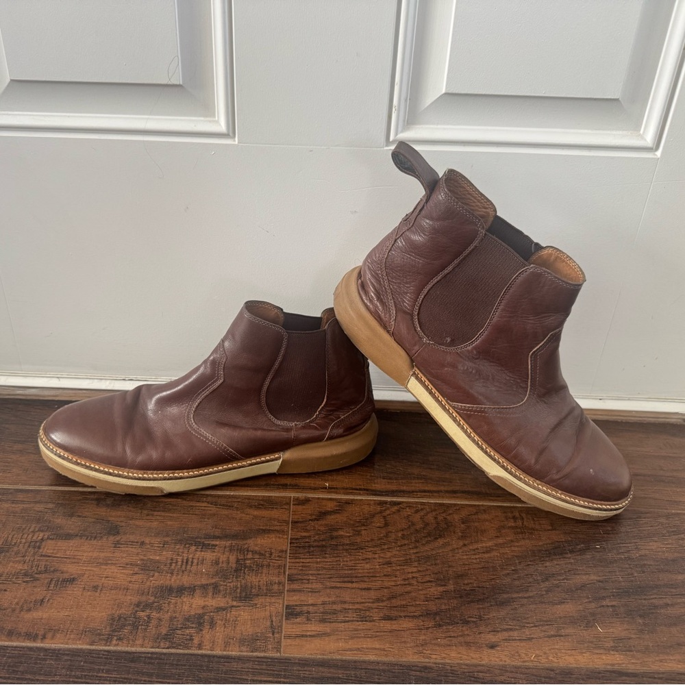 Lucchese Chelsea Boots buffalo